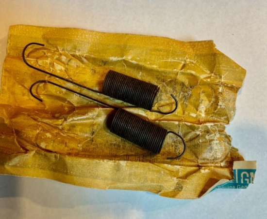 NOS 3830222 327 throttle return springs. Two for 5