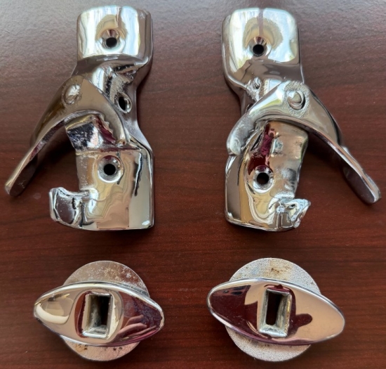1953-55 Folding Top Rear Latches &amp; Receivers