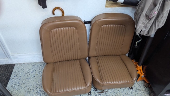 1964 seats pair