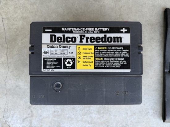 WTB 93 ZR1 battery and battery insulator